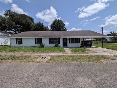 300 Philospher St, Napoleonville, LA, 70390 | Card Image