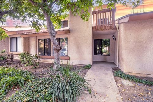 unit-49-8540 De Soto Ave, Canoga Park, CA, 91304-2903 | Card Image