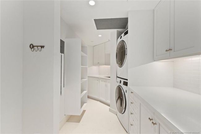 APT-140 - 2920 Dune Dr, Condo with 3 bedrooms, 3 bathrooms and 2 parking in Stuart FL | Image 66