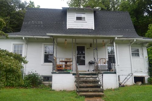 623 First Ave, Saltville, VA, 24375 | Card Image