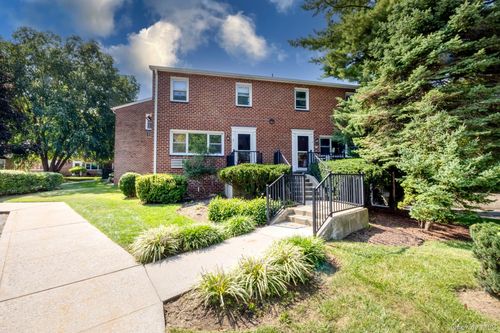 4-4 Charter Circle, Ossining, NY, 10562 | Card Image