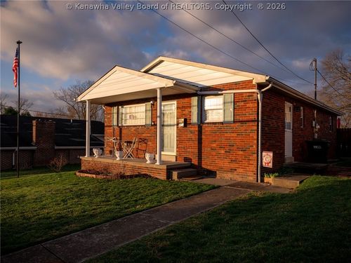 521 Dudding Ave, Hurricane, WV, 25526-1615 | Card Image