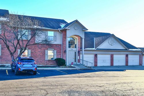 5340 Meadow Walk Ln, Cincinnati, OH, 45247-4906 | Card Image