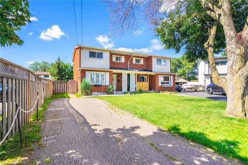 9 Dianne Crt, Hamilton, ON, L8T2T6 | Card Image