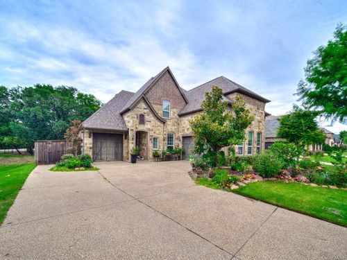 900 Colby Dr, Mansfield, TX, 76063-6389 | Card Image