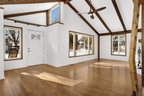 2345 5th St, White Bear Lake, MN, 55110-3016 | Card Image