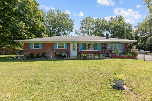 431 Melvenia St, Indianapolis, IN, 46219-7027 | Card Image
