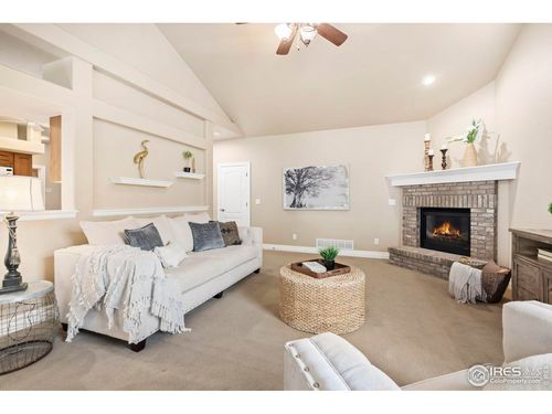 975 Norway Maple Dr, Loveland, CO, 80538-5643 | Card Image