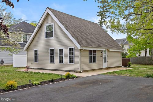 141 Bowsprit Rd, Manahawkin, NJ, 08050-5001 | Card Image