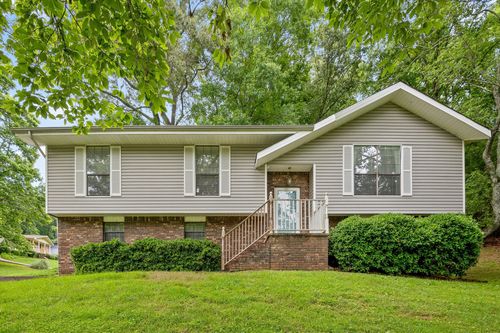 7622 Cove Ridge Dr, Hixson, TN, 37343-1876 | Card Image