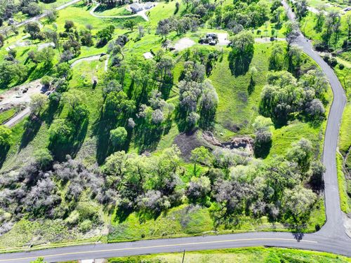 6969 Oak Tree Trl, Vacaville, CA, 95688-9770 | Card Image