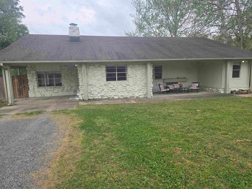 3801 Tyler St, Conway, AR, 72034-7413 | Card Image