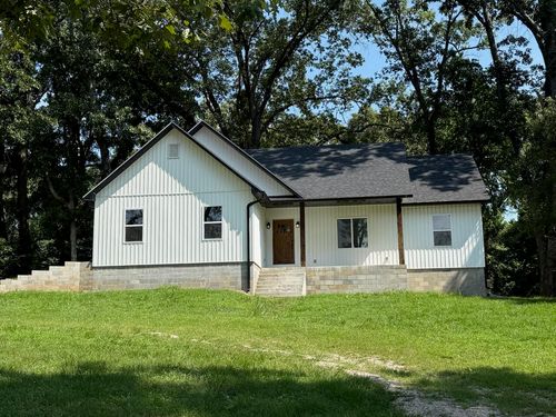 409 Valley Rd, Thayer, MO, 65791-8409 | Card Image