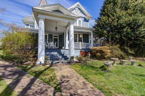 401 King St, Keysville, VA, 23947-3567 | Card Image