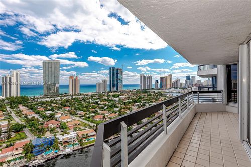 apt-2709-19195 Mystic Pointe Dr, Aventura, FL, 33180-4510 | Card Image