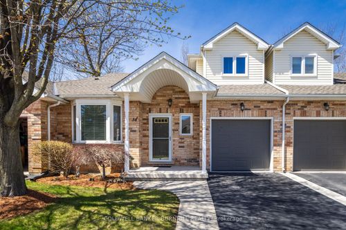 34 Greentrail Drive, Hamilton, ON, L0R1W0 | Card Image