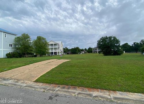 149 Least Tern Dr, Pass Christian, MS, 39571-4844 | Card Image