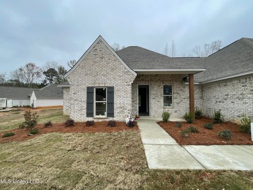 102 Jasmine Cove Dr, Brandon, MS, 39042-1101 | Card Image