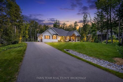 56 Marni Lane, Phelpston, ON, L0L2K0 | Card Image