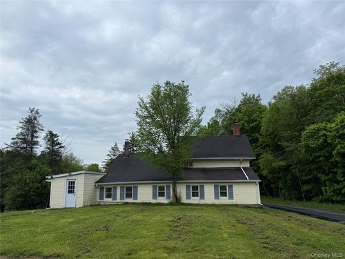 10 Crans Rd, Middletown, NY, 10941-5030 | Card Image