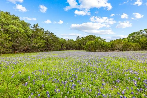 32 Moonlight Lane, Wimberley, TX, 78676 | Card Image