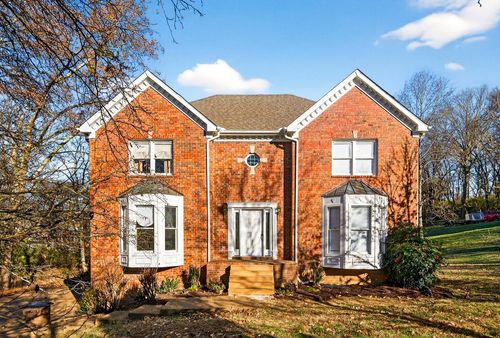 486 Sunnybrook Dr, Brentwood, TN, 37027-7802 | Card Image