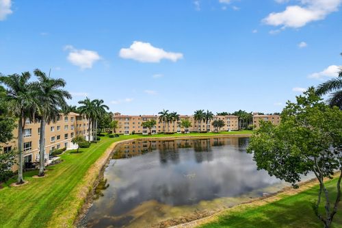 apt-401-12529 Imperial Isle Dr, Boynton Beach, FL, 33437-7230 | Card Image