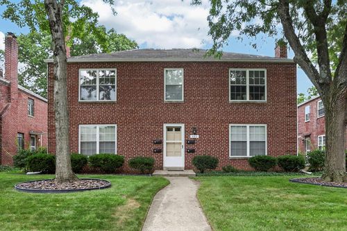 802 Kenwick Rd, Columbus, OH, 43209-2558 | Card Image