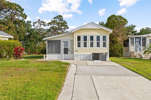 182 Crown Point Dr, NOKOMIS, FL, 34275-1818 | Card Image