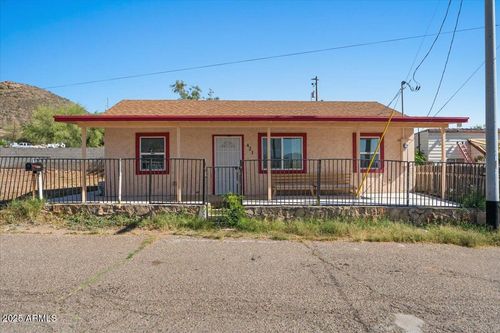 421 W Moffatt St, Superior, AZ, 85173-4121 | Card Image