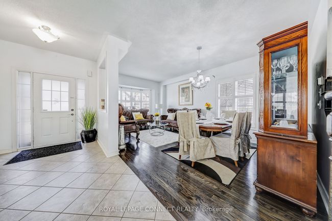 936 Langford St, House other with 5 bedrooms, 4 bathrooms and 4 parking in Oshawa ON | Image 4