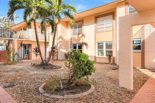 apt-624-16881 Davis Rd, FORT MYERS, FL, 33908-2926 | Card Image