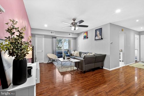 433 Governor House Cir, WILMINGTON, DE, 19809-2452 | Card Image