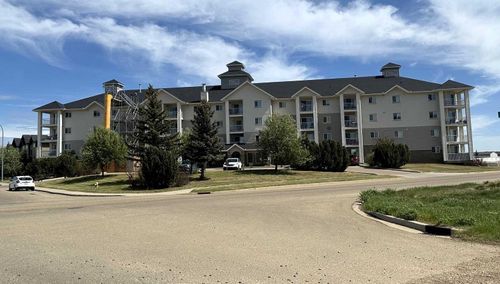 306-204 17 St E, Brooks, AB, T1R1R1 | Card Image