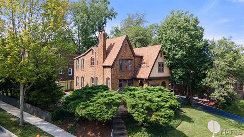 7400 Williams Ave, Richmond Heights, MO, 63117-2458 | Card Image