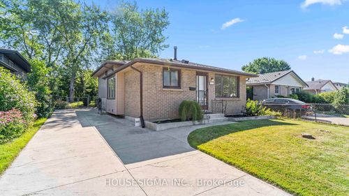 703 Millbank Dr, London, ON, N6E1Y7 | Card Image