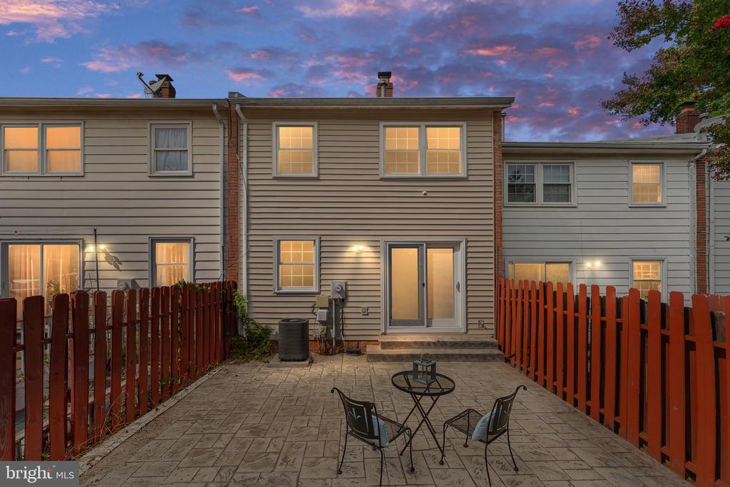 Residential in WOODBRIDGE 5