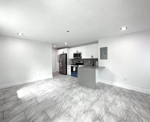 apt-1-707 Nw 3rd Ave, Pompano Beach, FL, 33060-5676 | Card Image