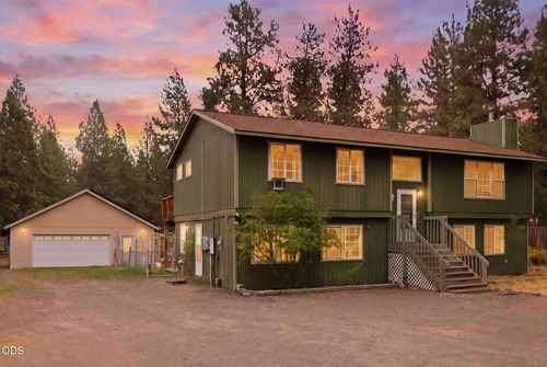 59976 Hopi Road, Bend, OR, 97702 | Card Image