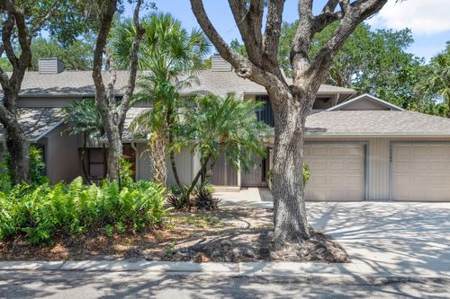5300 Se Schooner Oaks Way, Stuart, FL, 34997-2521 | Card Image