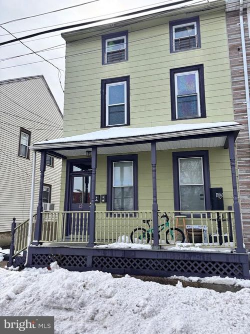 12 Church St, MOUNT HOLLY, NJ, 08060-1718 | Card Image