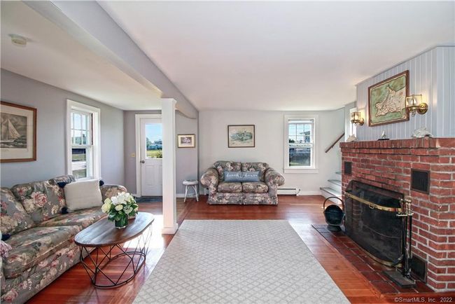 Living Room | Image 4