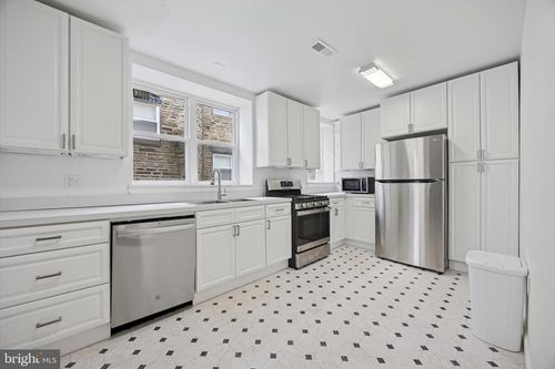 2283 N 51st St, PHILADELPHIA, PA, 19131-2452 | Card Image