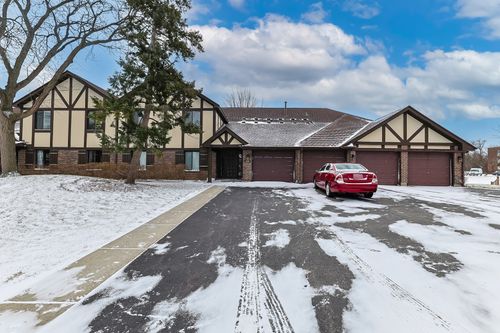 apt-2a-1030 Cottonwood Ct, Wheeling, IL, 60090-5423 | Card Image