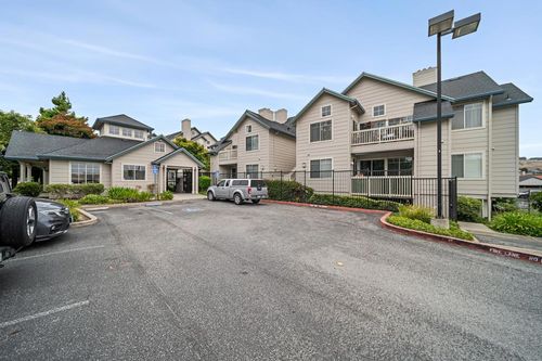331-1400 El Camino Real, South San Francisco, CA, 94080-5923 | Card Image