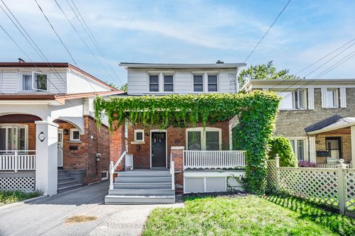 121 Blantyre Ave, Scarborough, ON, M1N2R6 | Card Image