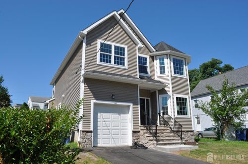 95 Fulton St, WOODBRIDGE, NJ, 07095-2617 | Card Image