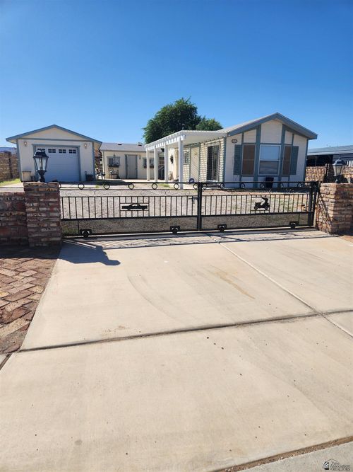 9649 E 36th St, Yuma, AZ, 85365-5963 | Card Image