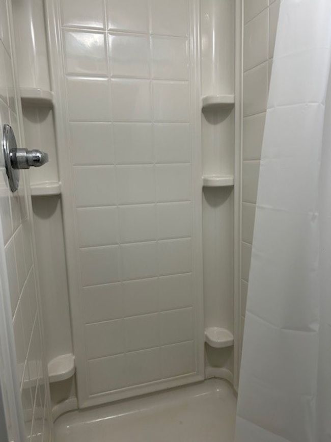 2458 Linden Ave, House other with 3 bedrooms, 2 bathrooms and 1 parking in Aliquippa PA | Image 19