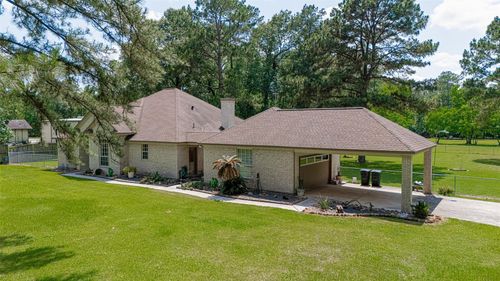 2403 Forum Ct, New Caney, TX, 77357-3005 | Card Image